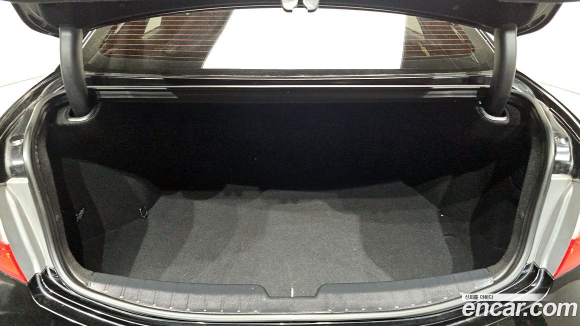 Hyundai Grandeur 2015