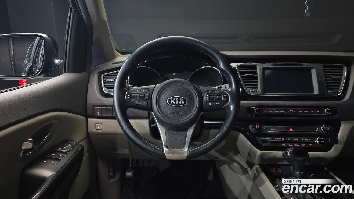 Kia Canival 2016