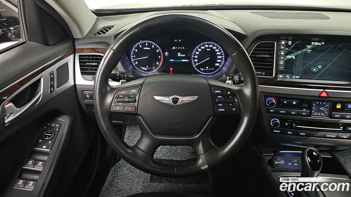 Hyundai Genesis 2016