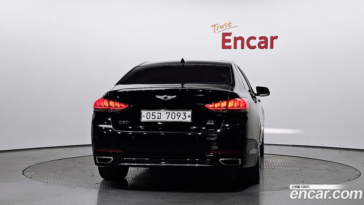 Hyundai Genesis 2016