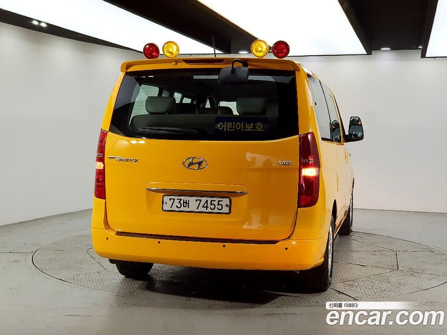 Hyundai Starex 2019