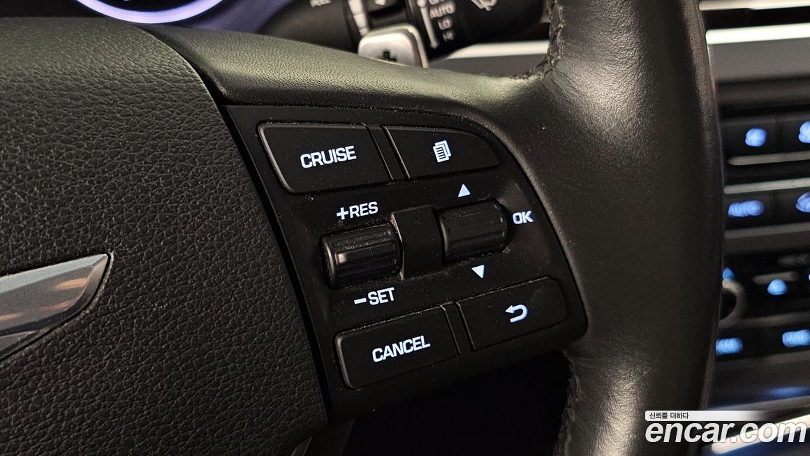 Hyundai Genesis 2016