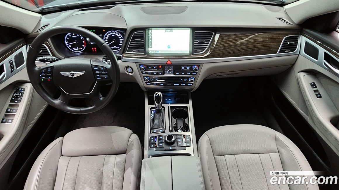 Hyundai Genesis 2014