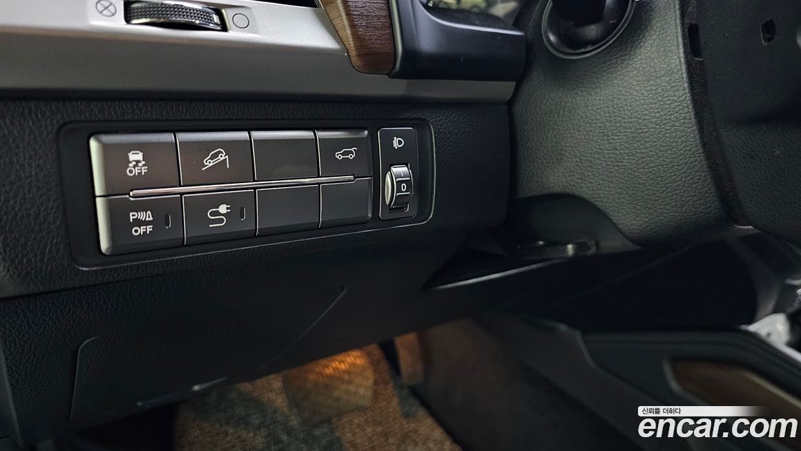 KG_Mobility_Ssangyong Rexton 2018