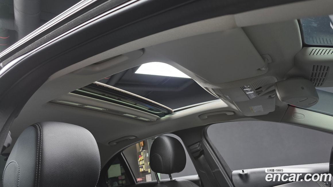 Mercedes-Benz C-Class 2016