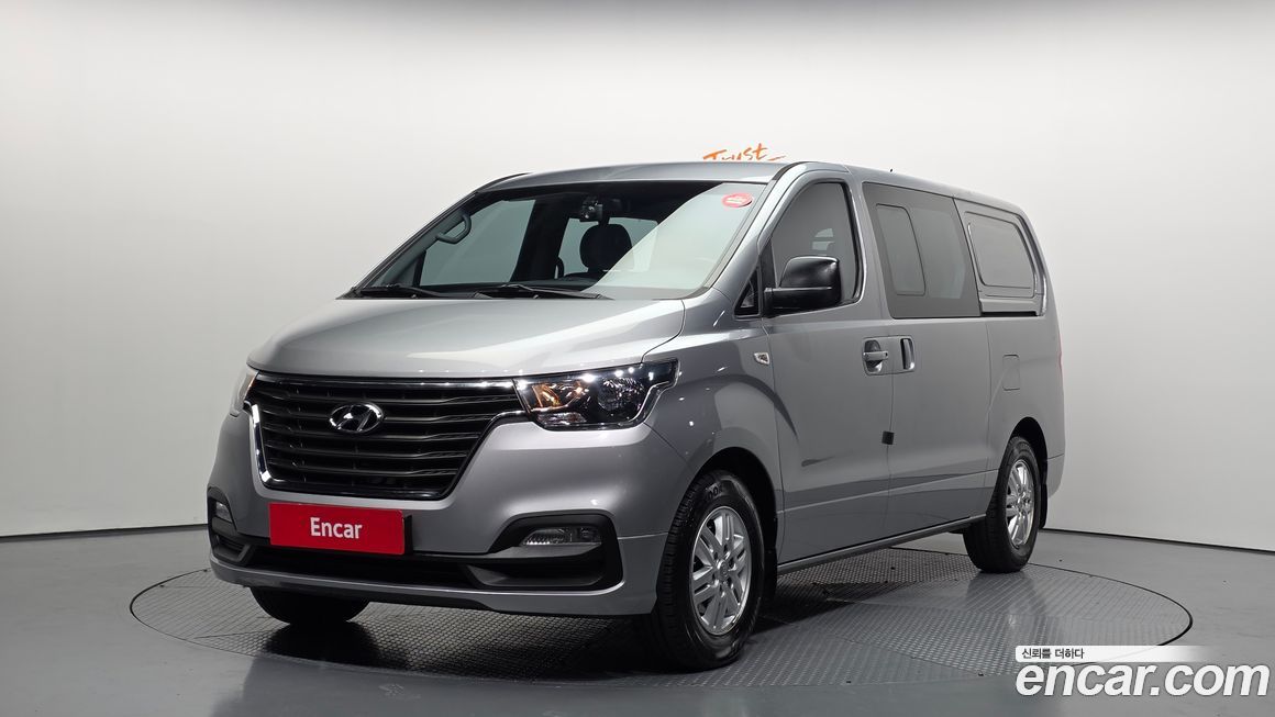 Hyundai Starex 2018