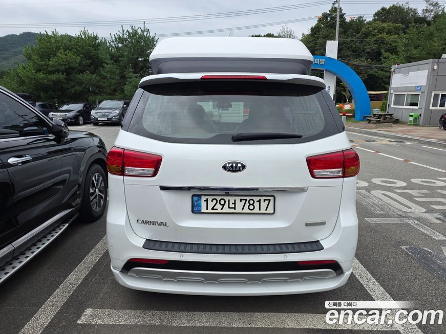 Kia Canival 2016