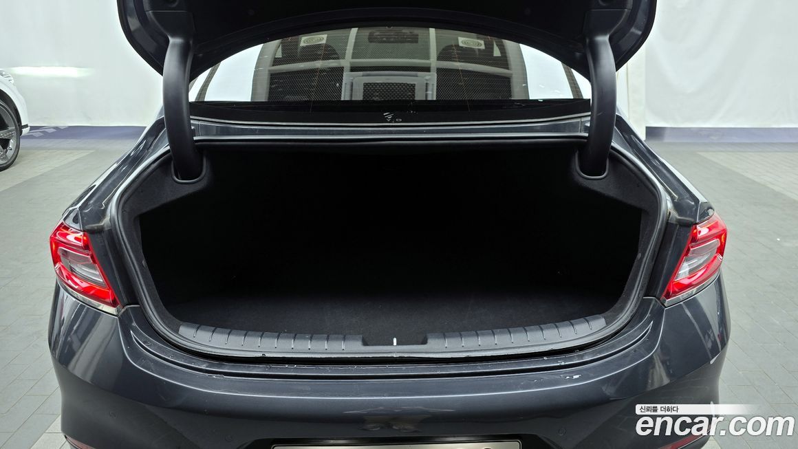 Hyundai Grandeur 2018