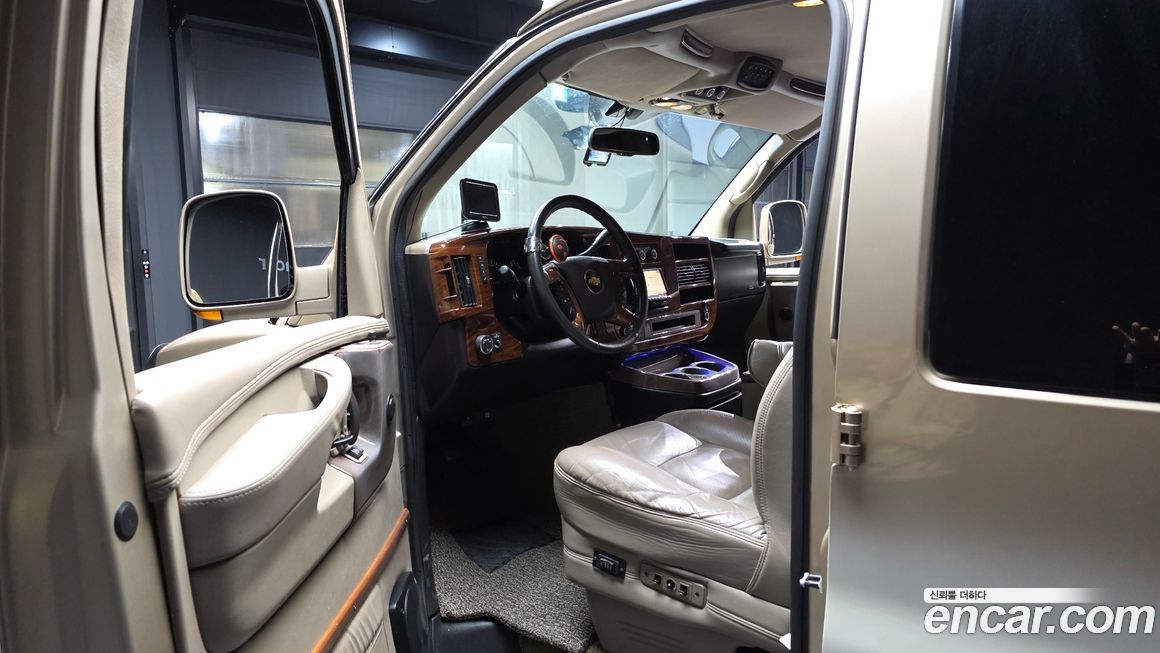 Chevrolet Express Van 2009