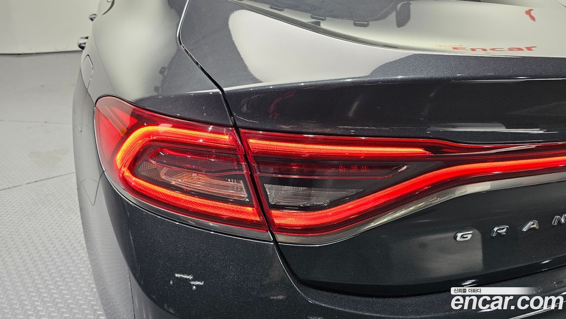 Hyundai Grandeur 2017