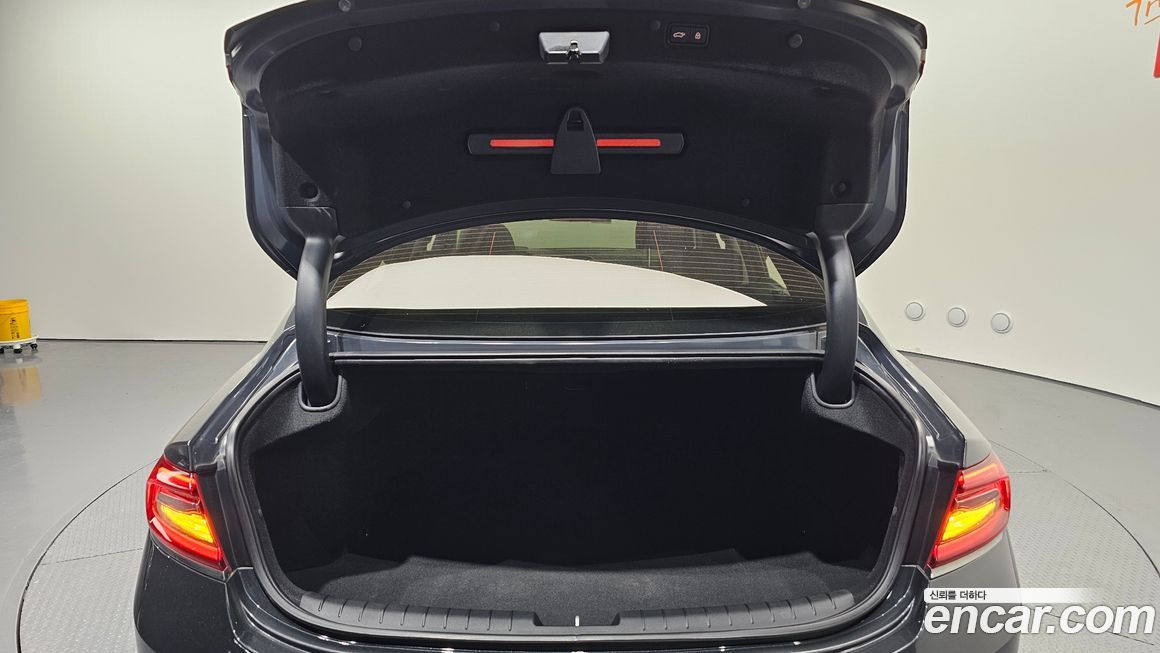 Hyundai Grandeur 2017