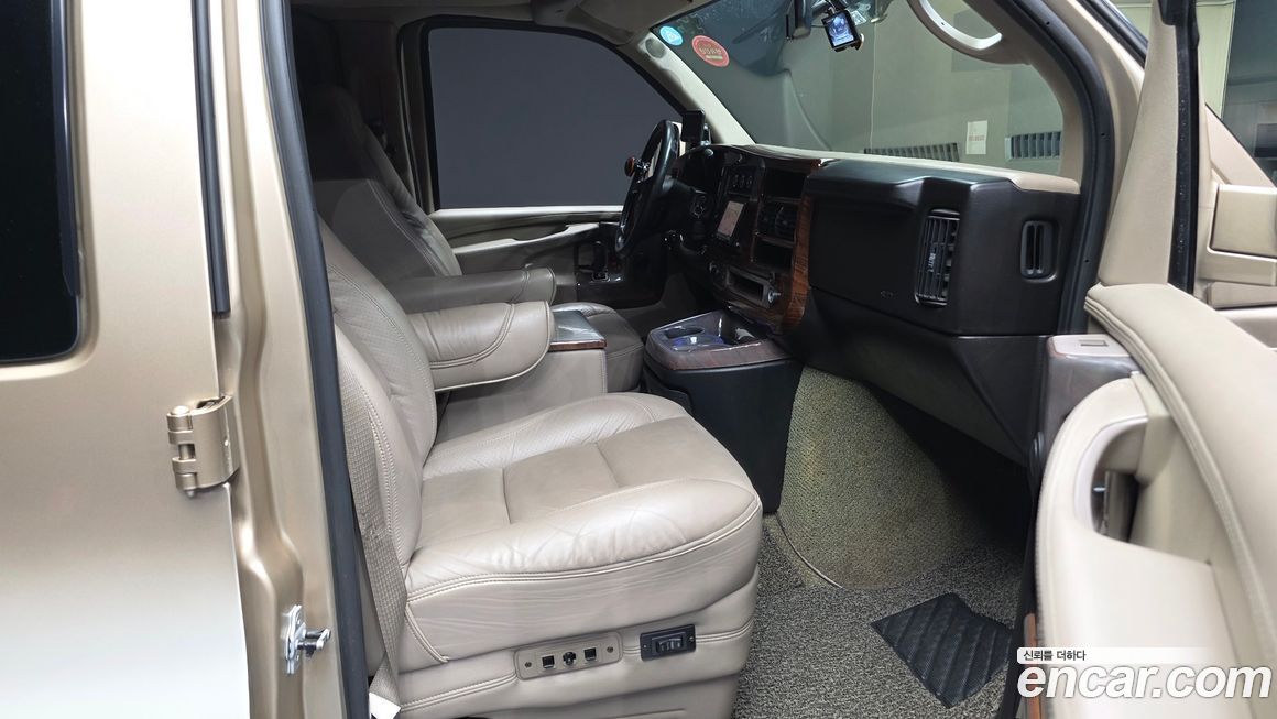 Chevrolet Express Van 2009