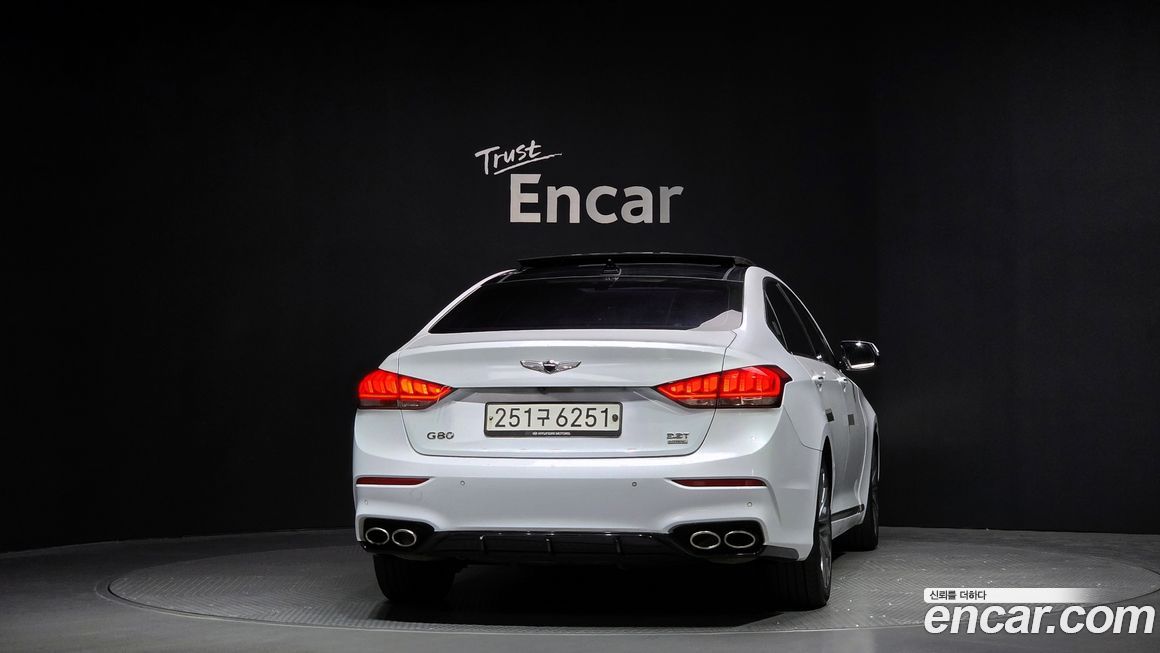 Hyundai Genesis 2016