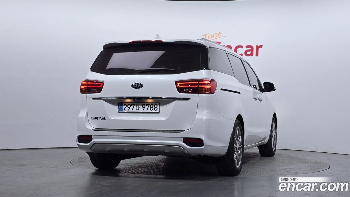 Kia Canival 2019