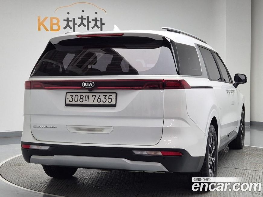 Kia Canival 2021