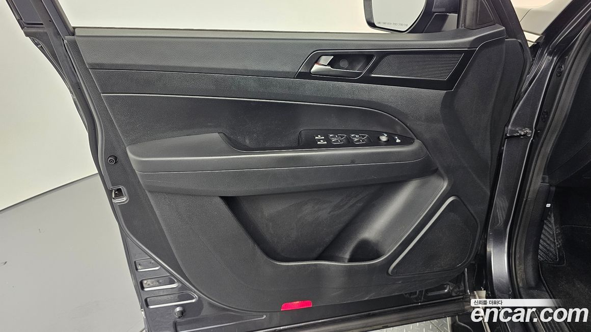 KG_Mobility_Ssangyong Rexton 2020