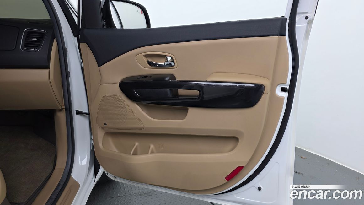 Kia Canival 2018