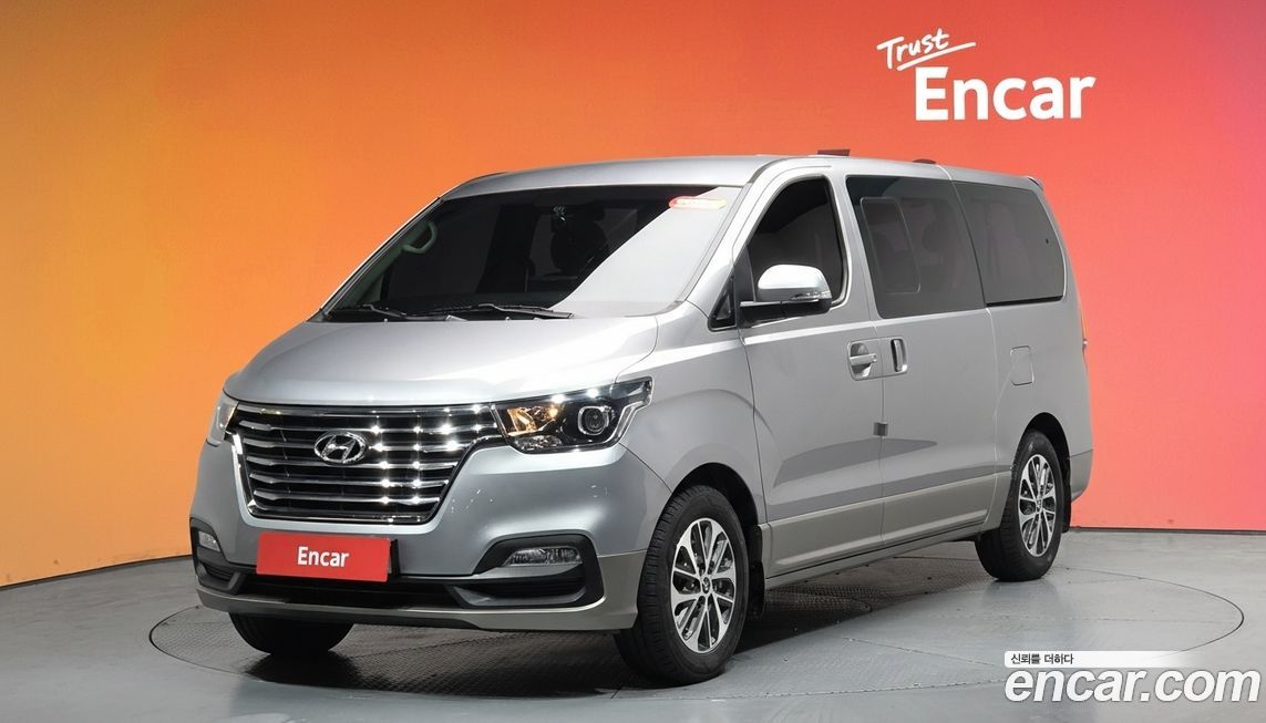 Hyundai Starex 2019