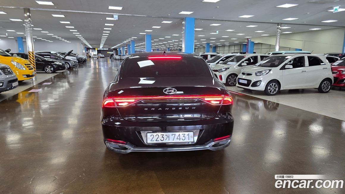 Hyundai Grandeur 2020