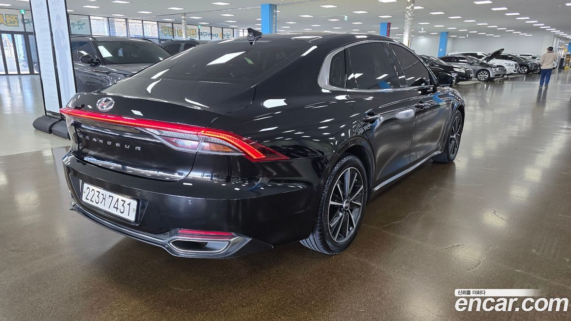 Hyundai Grandeur 2020