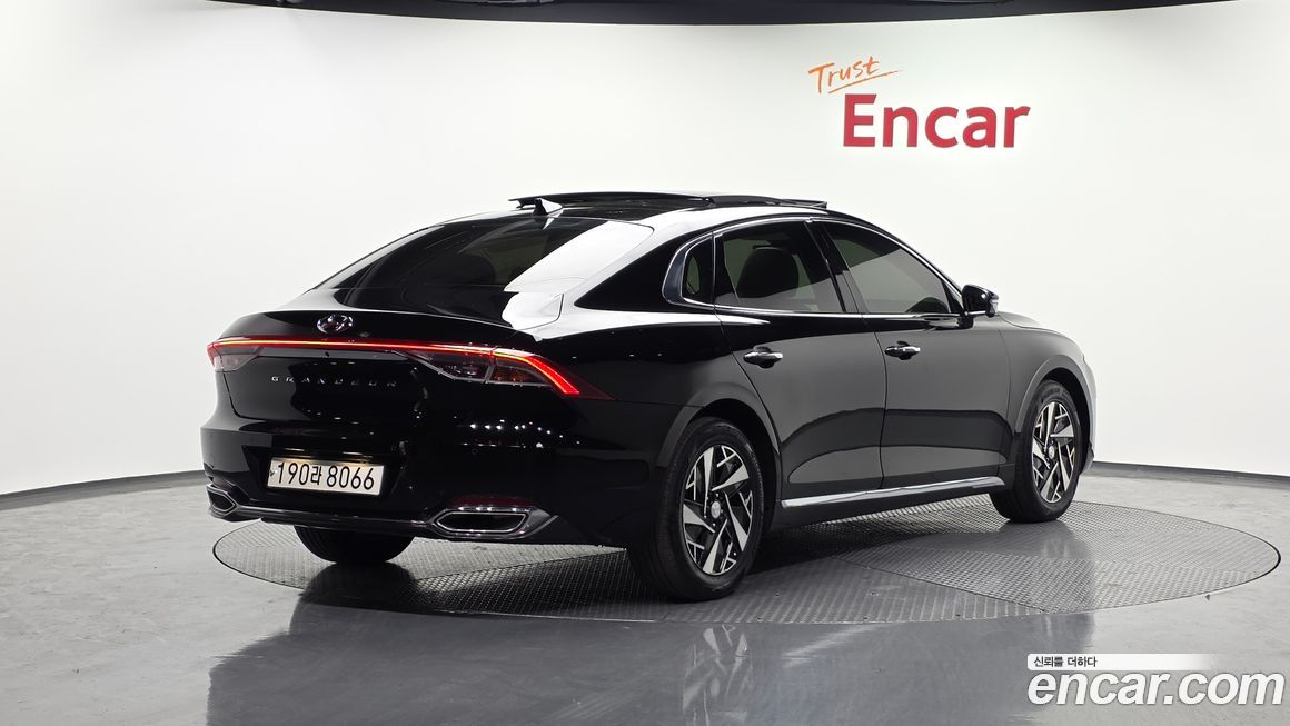 Hyundai Grandeur 2022