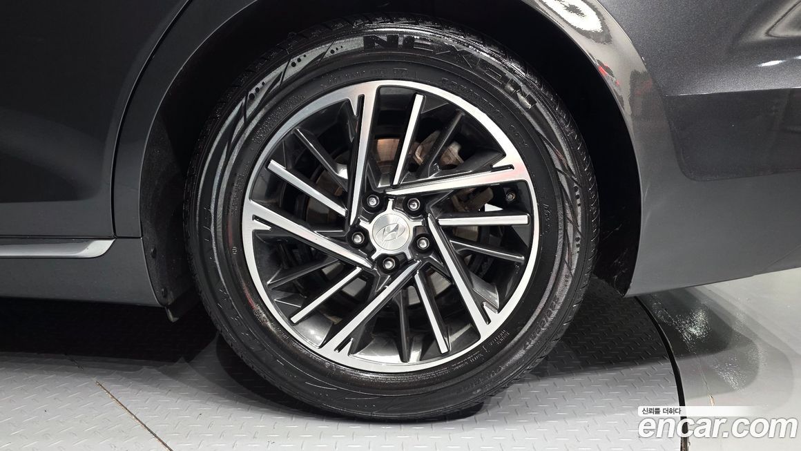 Hyundai Grandeur 2021