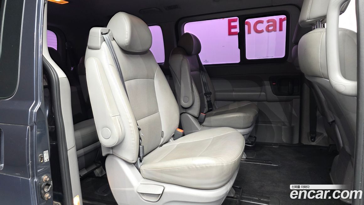 Hyundai Starex 2018