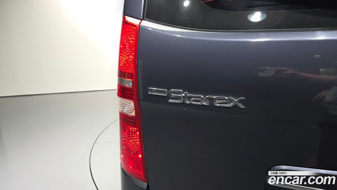 Hyundai Starex 2018
