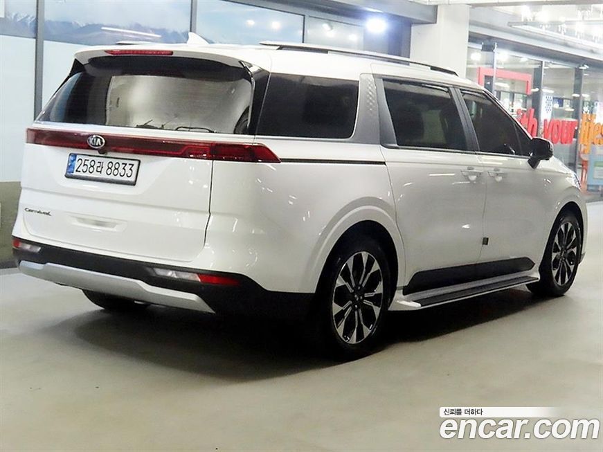 Kia Canival 2021