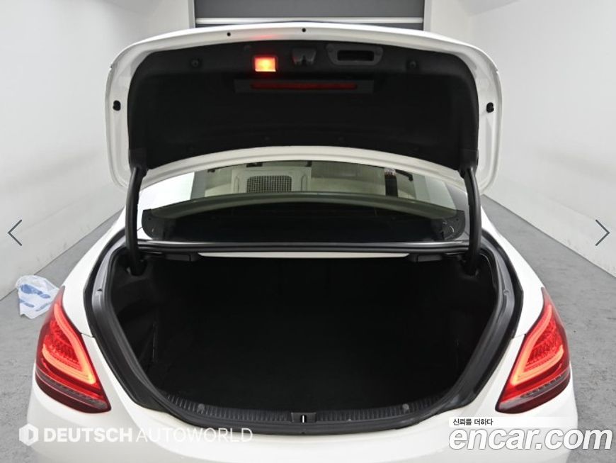 Mercedes-Benz C-Class 2019