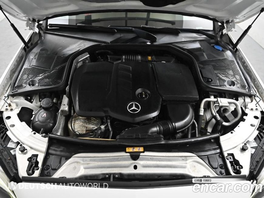 Mercedes-Benz C-Class 2019