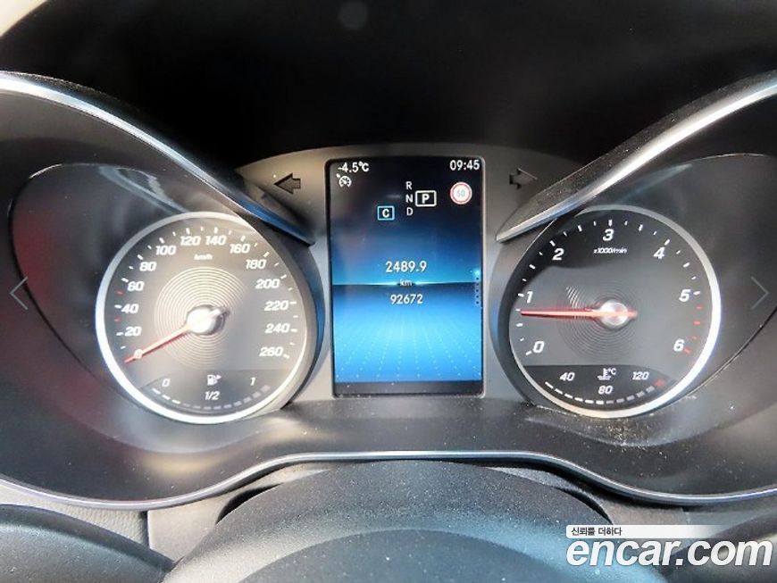 Mercedes-Benz C-Class 2019