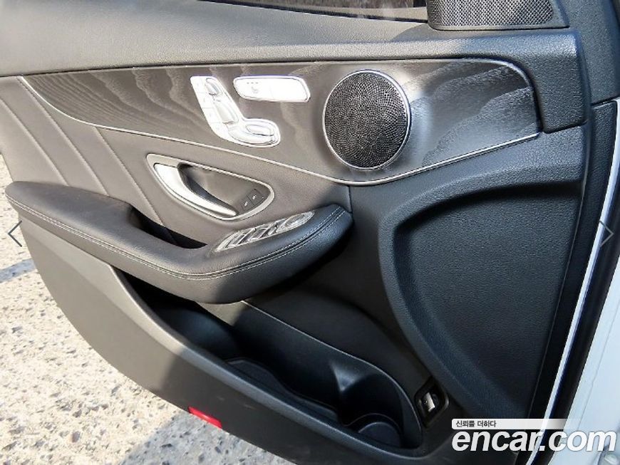 Mercedes-Benz C-Class 2019