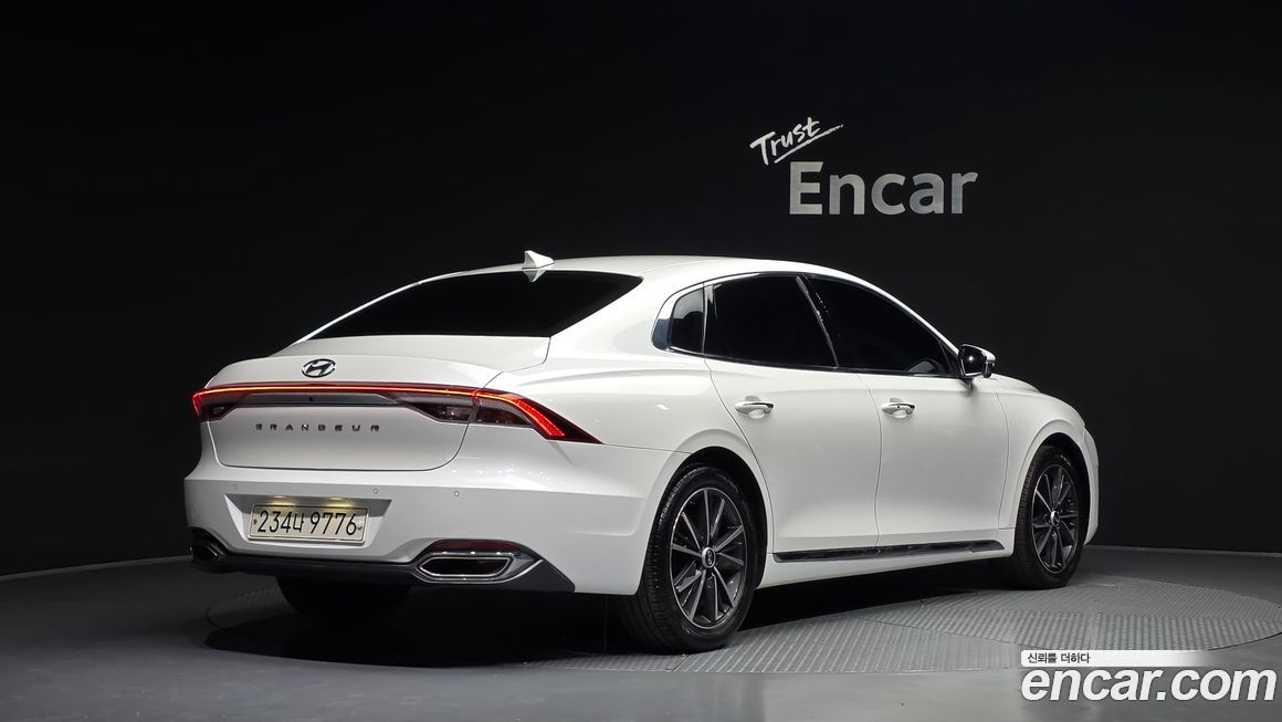 Hyundai Grandeur 2022