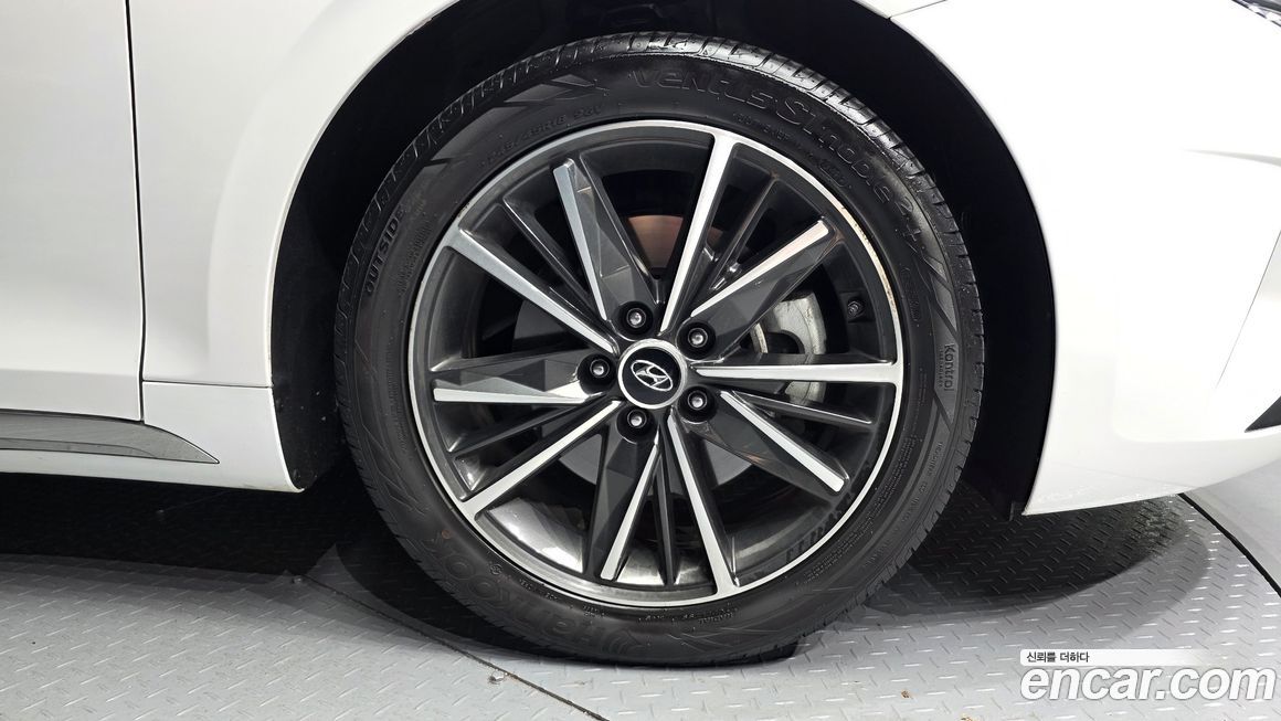 Hyundai Grandeur 2022