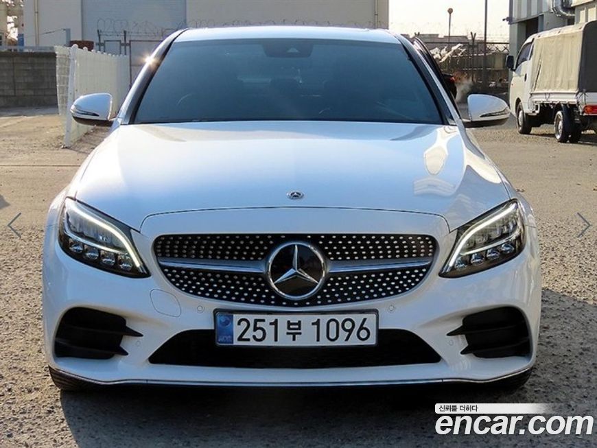 Mercedes-Benz C-Class 2019