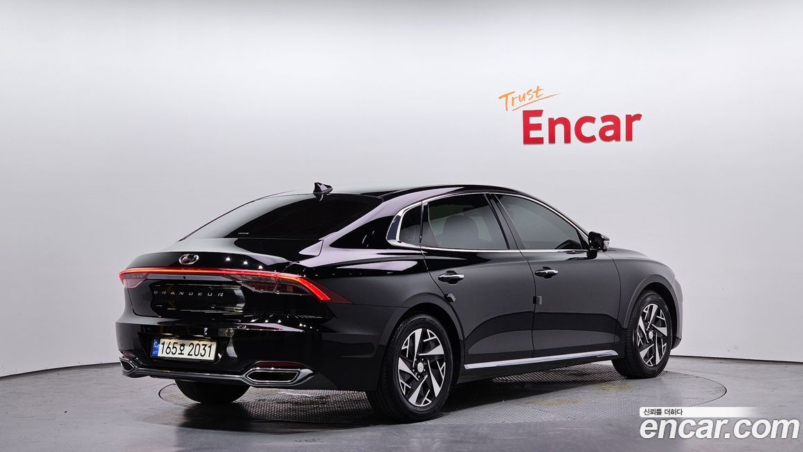 Hyundai Grandeur 2021