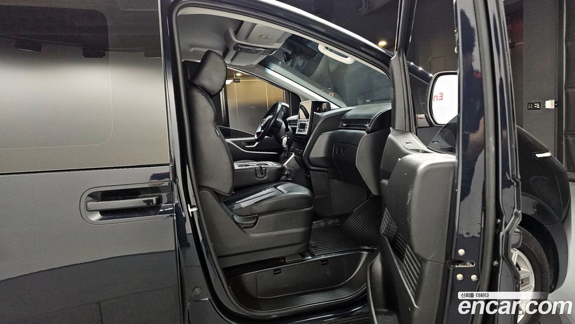 Hyundai Staria 2023