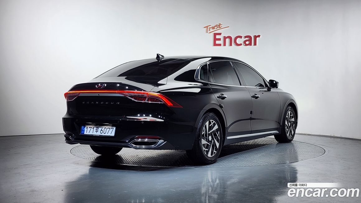 Hyundai Grandeur 2021