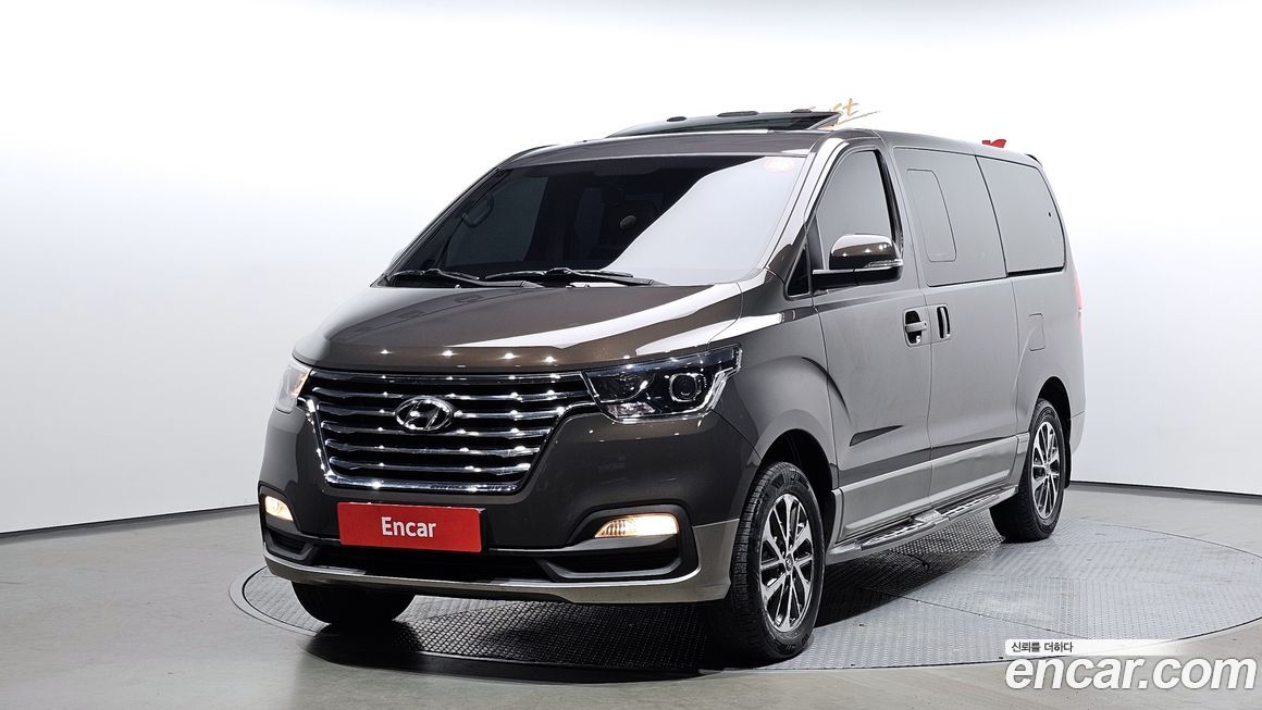 Hyundai Starex 2021