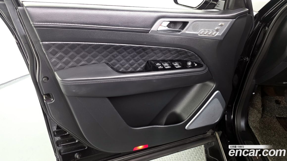 KG_Mobility_Ssangyong Rexton 2021