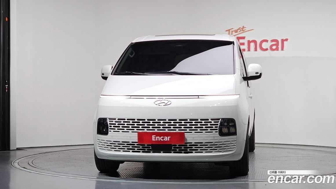 Hyundai Staria 2022