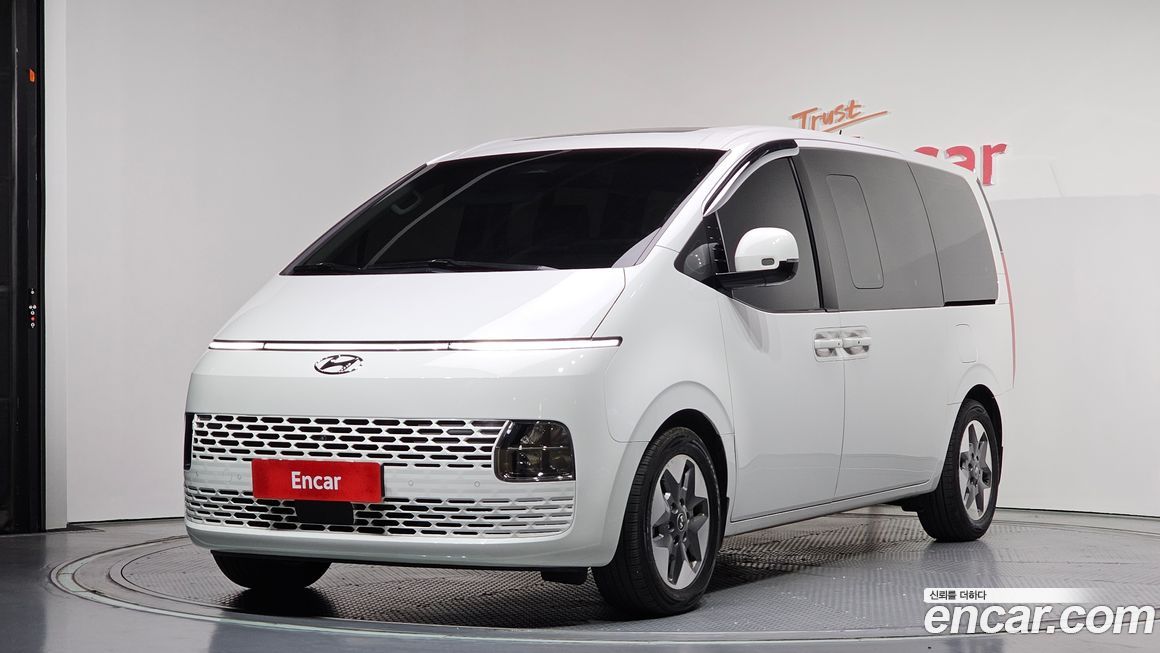 Hyundai Staria 2022