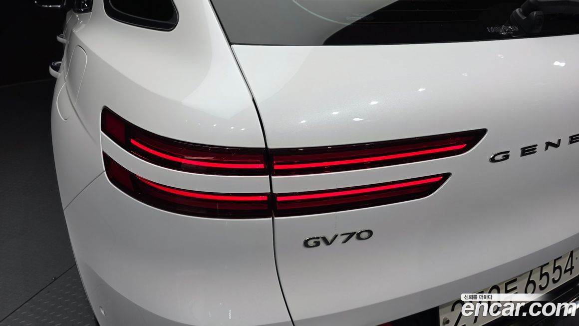 Genesis GV70 2021