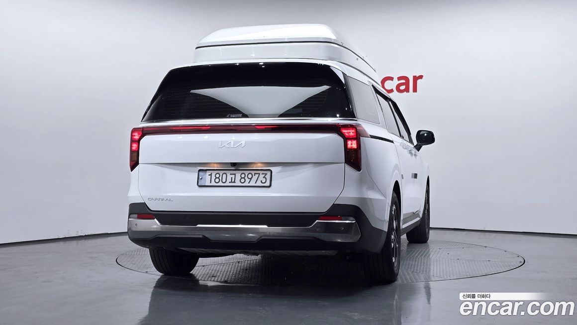 Kia Canival 2024