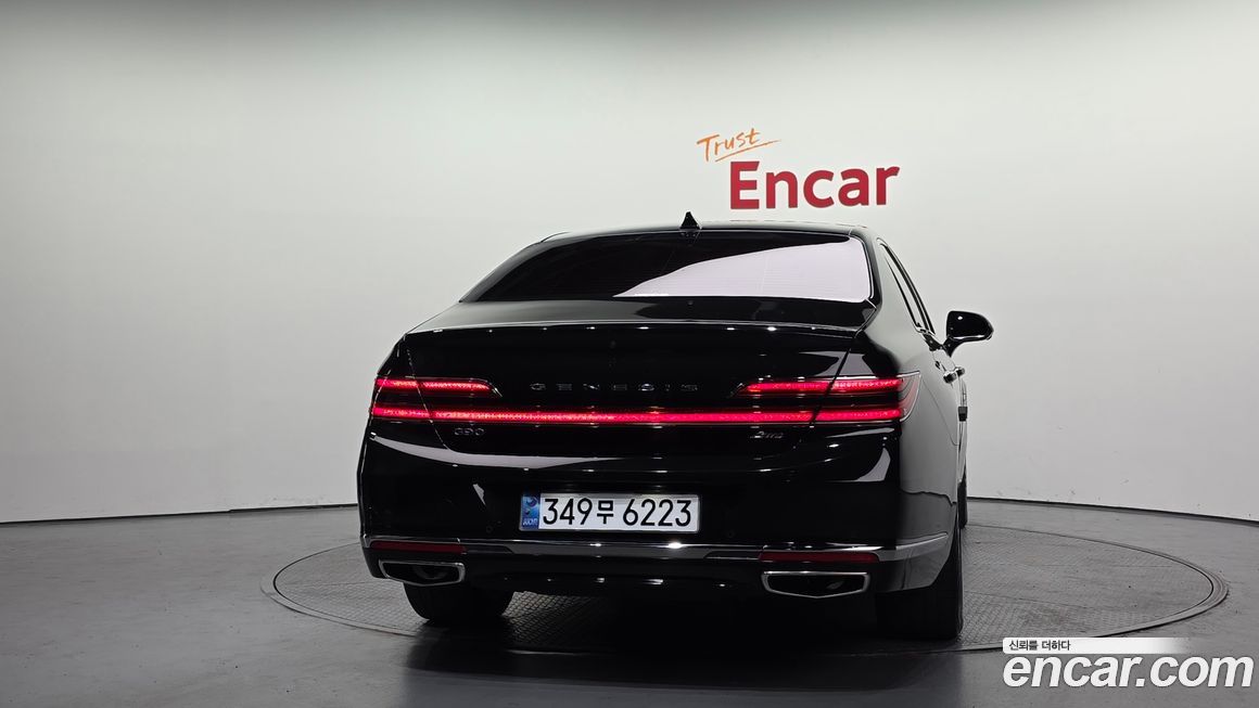 Genesis G90 2021