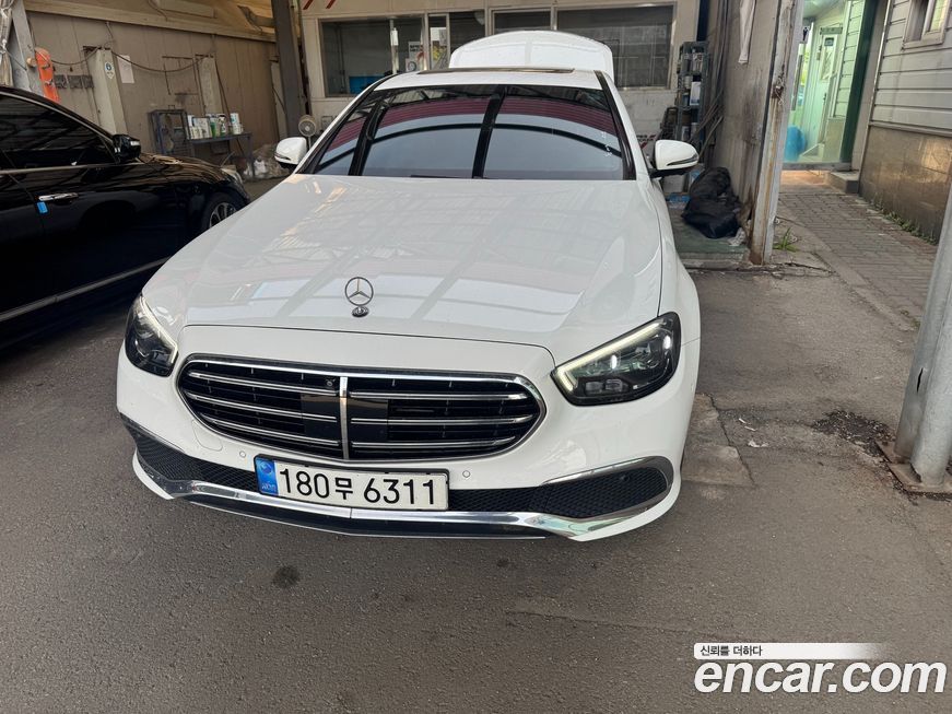 Mercedes-Benz E-Class 2023