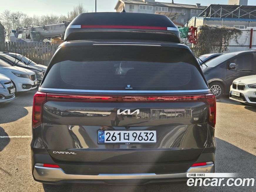 Kia Canival 2025