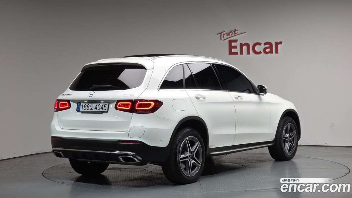 Mercedes-Benz GLC-Class 2022