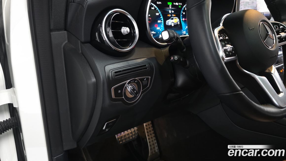 Mercedes-Benz GLC-Class 2022